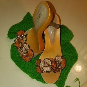 Vintage 2000s Beach heels